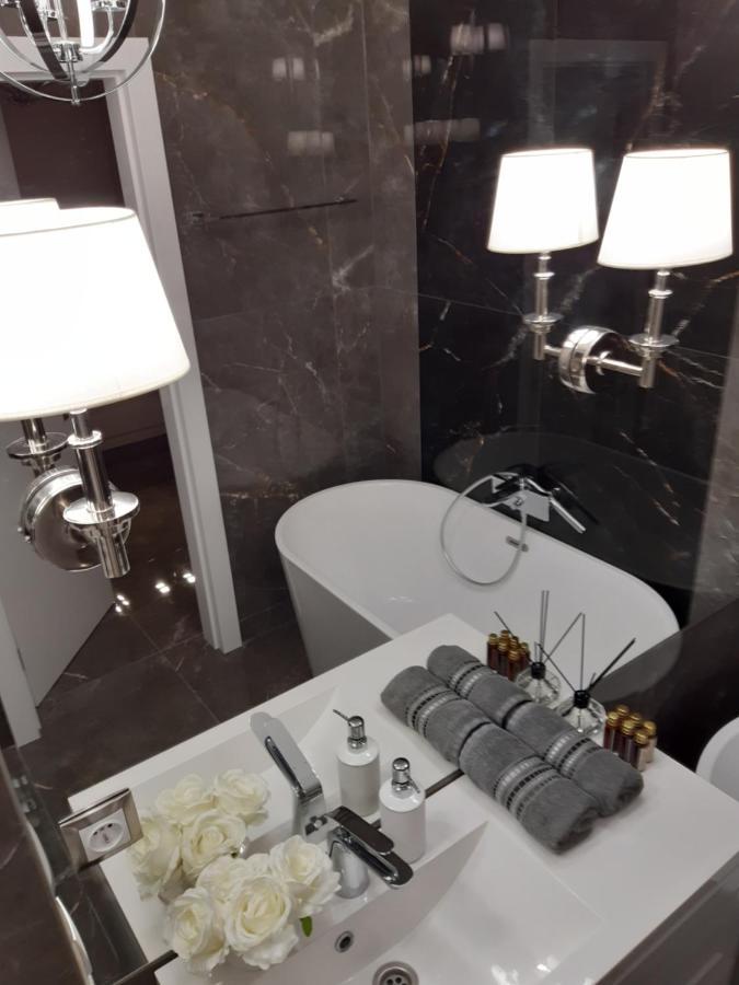 Beige Mood City Apartment Вроцлав Екстериор снимка