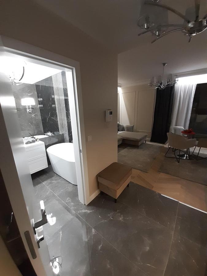 Beige Mood City Apartment Вроцлав Екстериор снимка