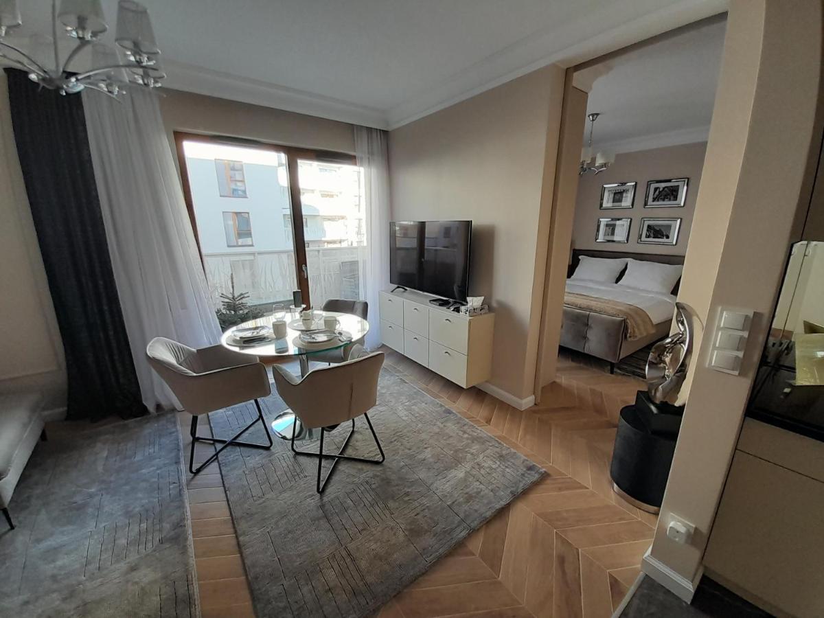 Beige Mood City Apartment Вроцлав Екстериор снимка