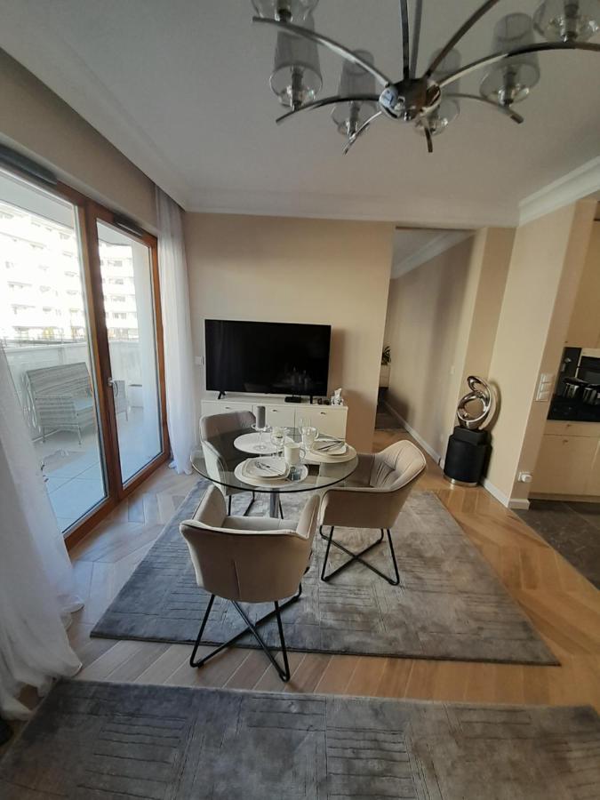 Beige Mood City Apartment Вроцлав Екстериор снимка