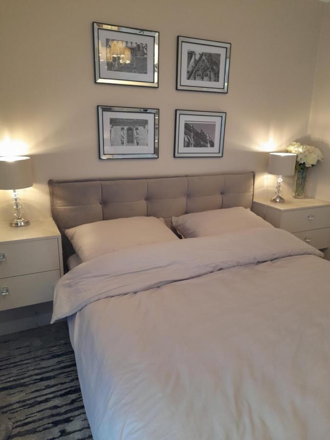 Beige Mood City Apartment Вроцлав Екстериор снимка